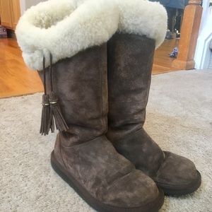 Ugg tall boots size 8